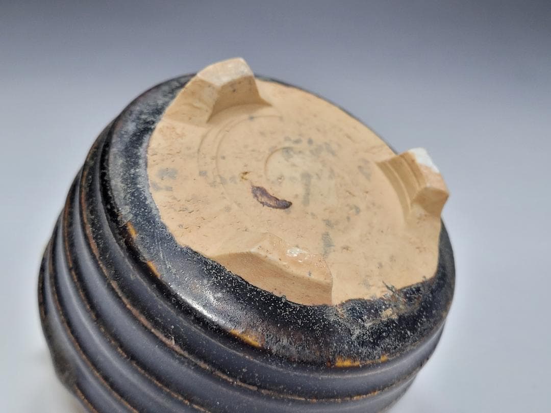 黒釉 竹節型 三足香炉 宋元時代 幅約7.6cm