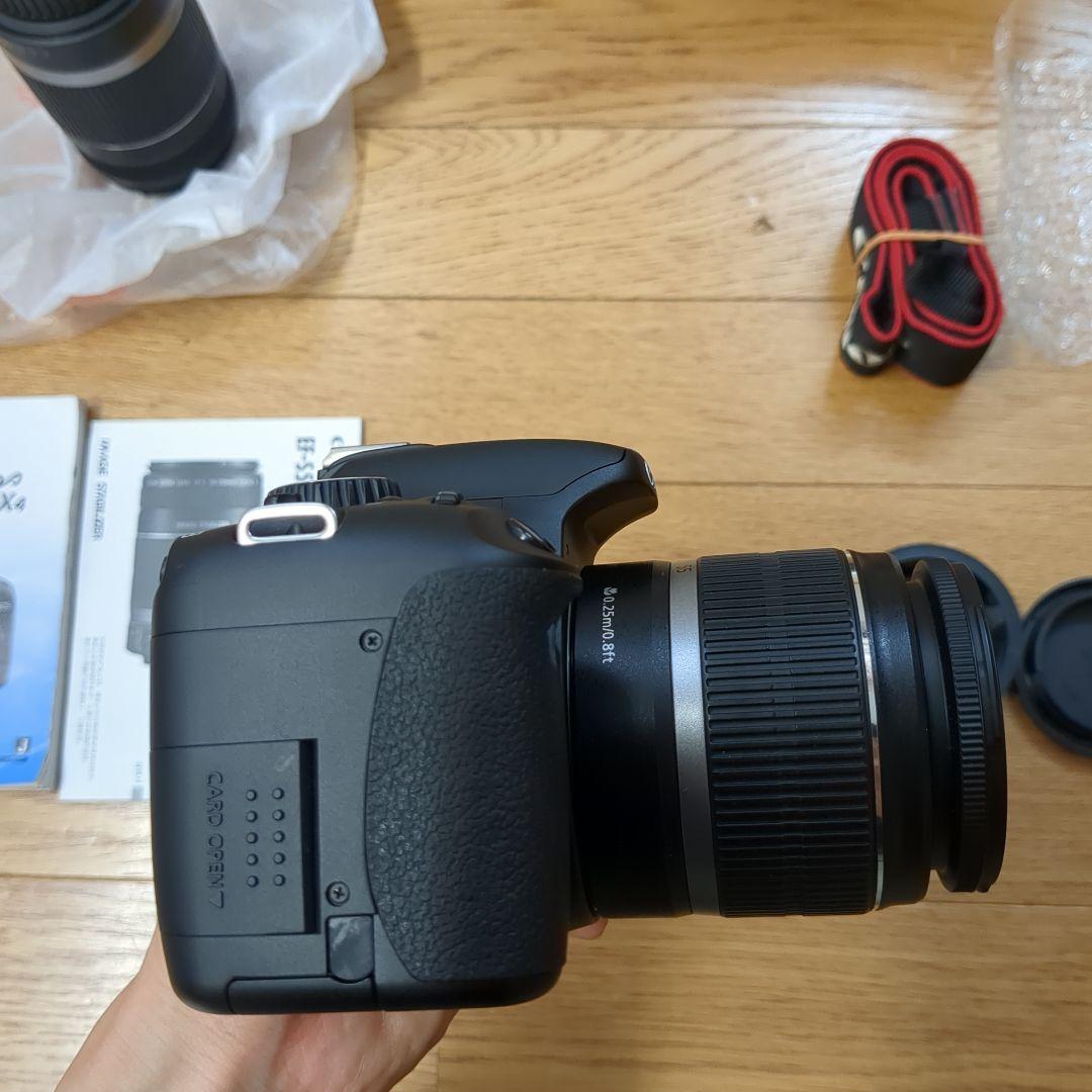 Canon EOS デジタル一眼レフカメラと望遠ズームレンズのセット