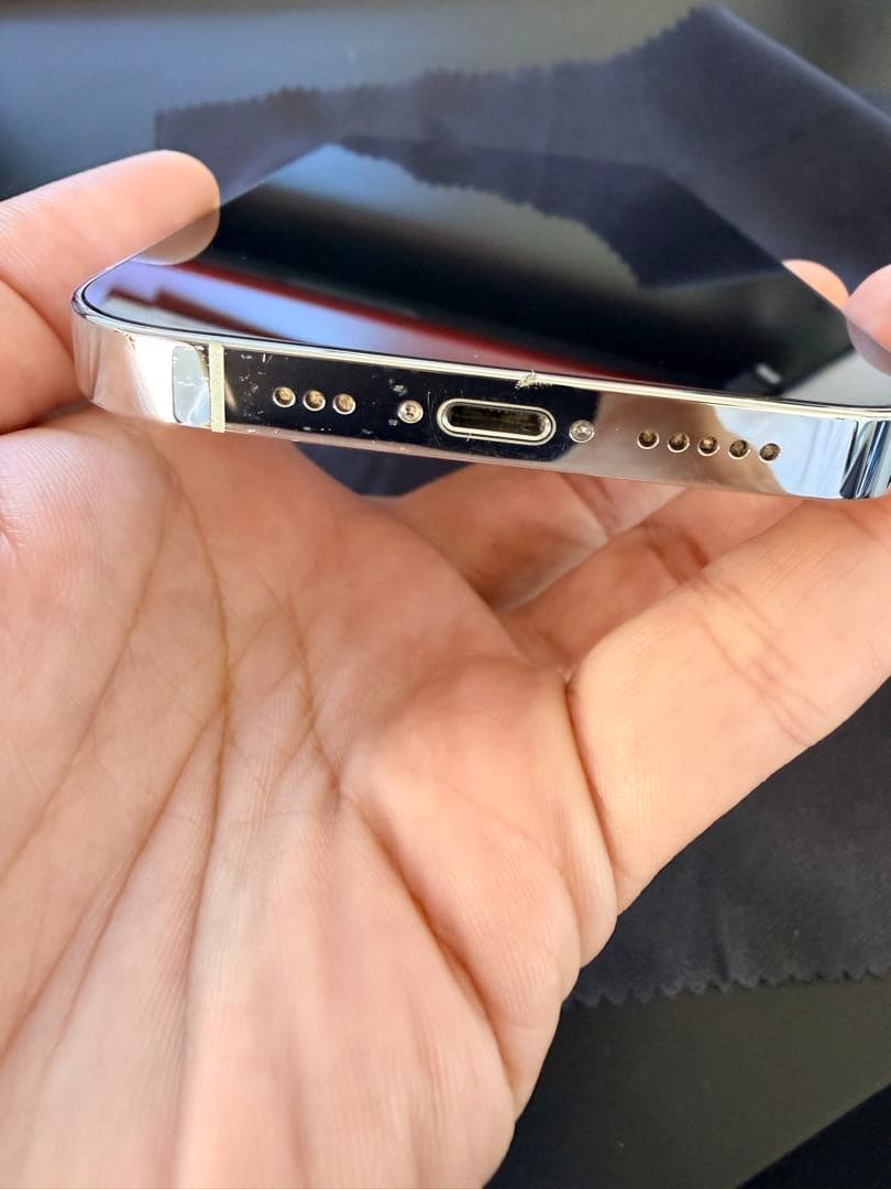 Apple iPhone 13 Pro シルバー 本体 256gb