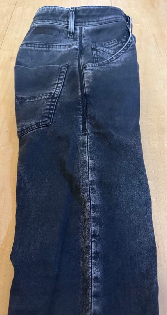 ジョグジーンズ DIESEL KROOLEY W30