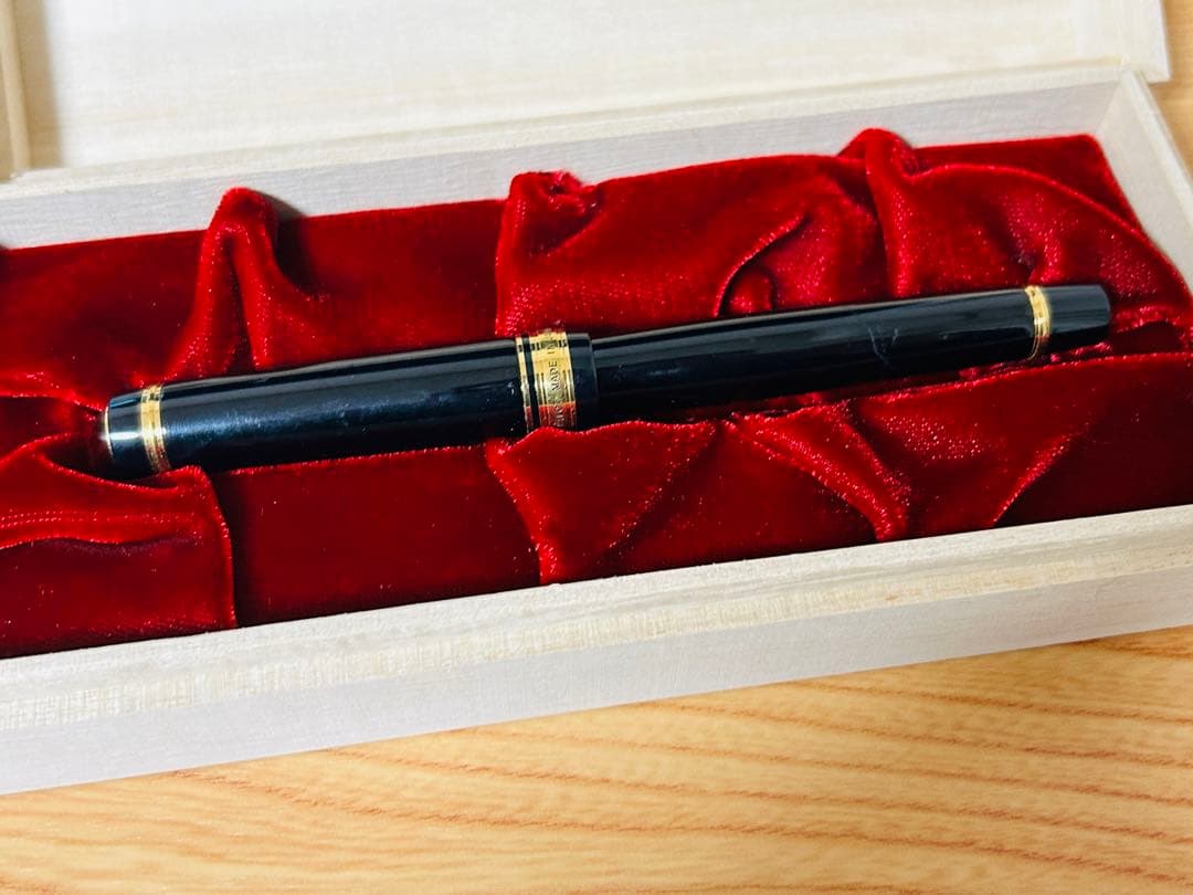 パイロット 万年筆 カスタム urushi 845 15号 Mニブ 黒