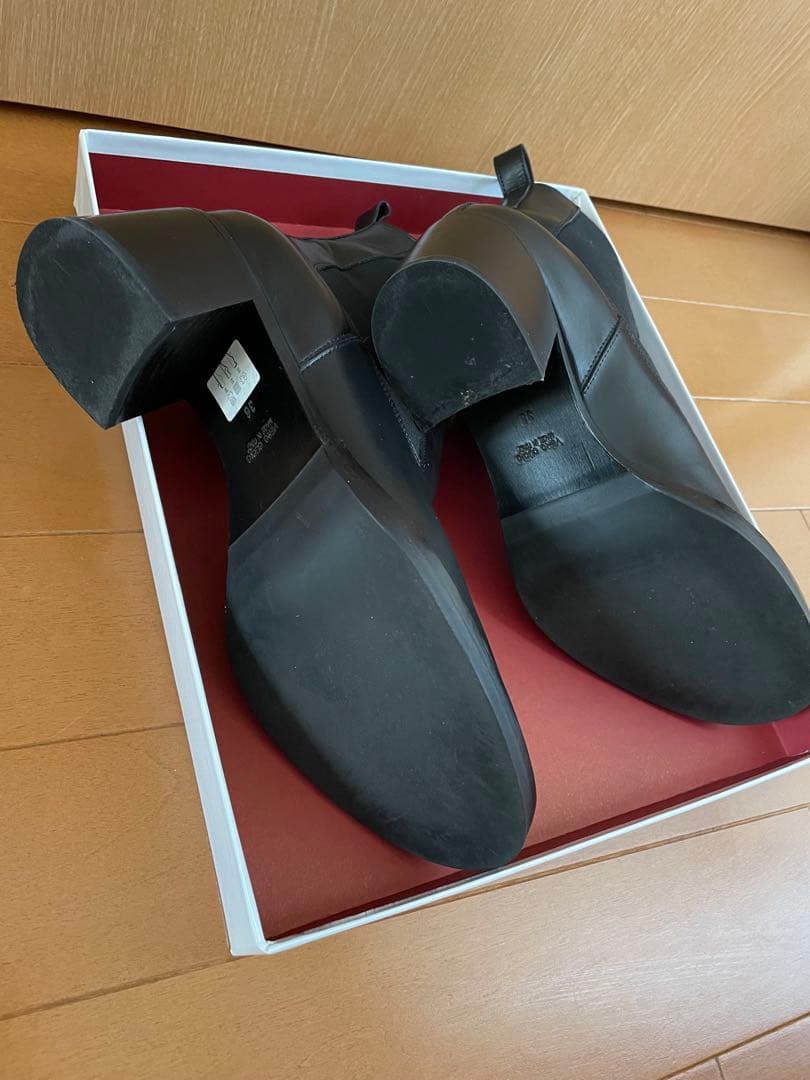 グレースコンチネンタル　ANGELO BERVICATO ブーツ