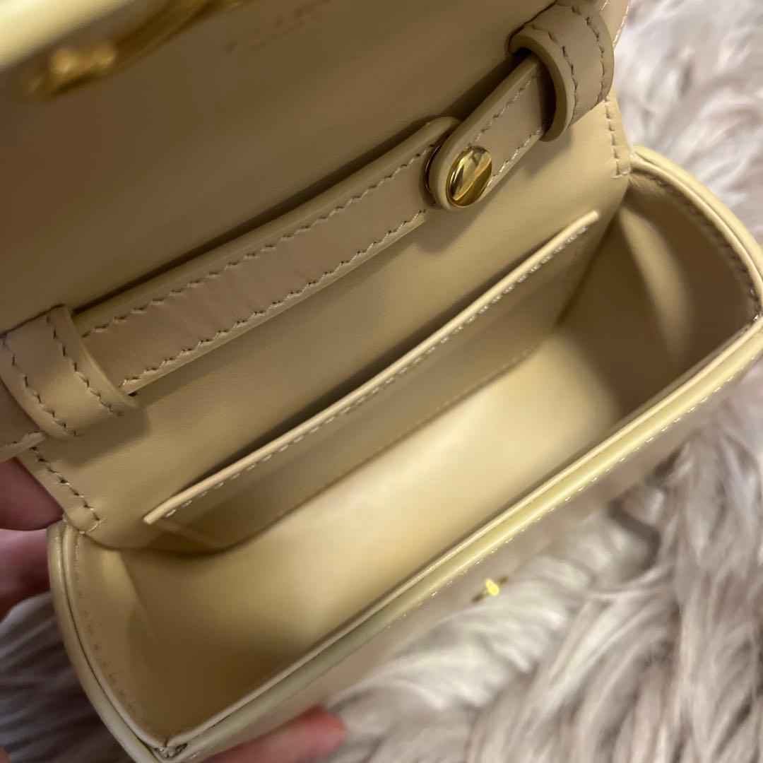 CELINE ミニ クロード シャイニーカーフスキン オーツベージュ