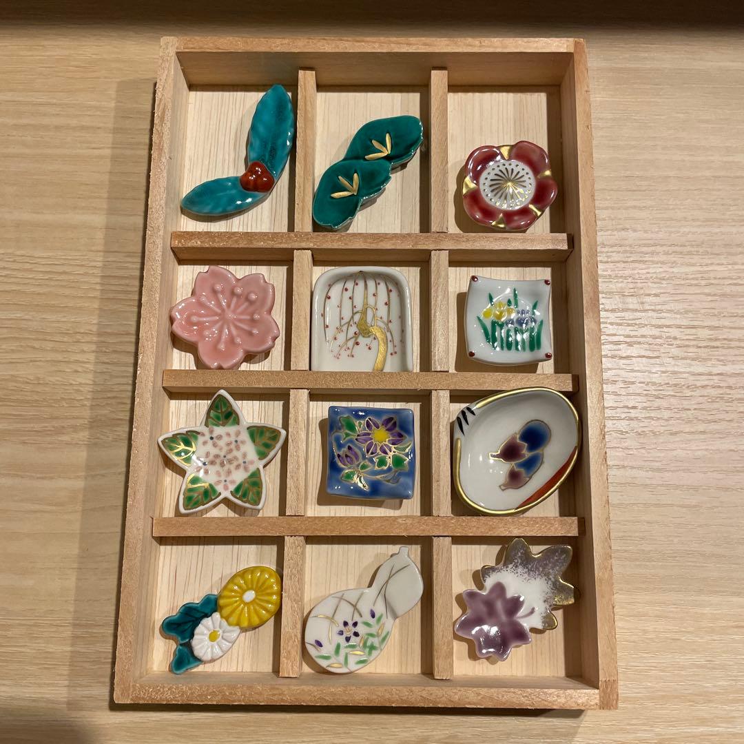 清水焼　箸置き　草花絵変わり　12個セット　木箱　箸置揃　新品未使用