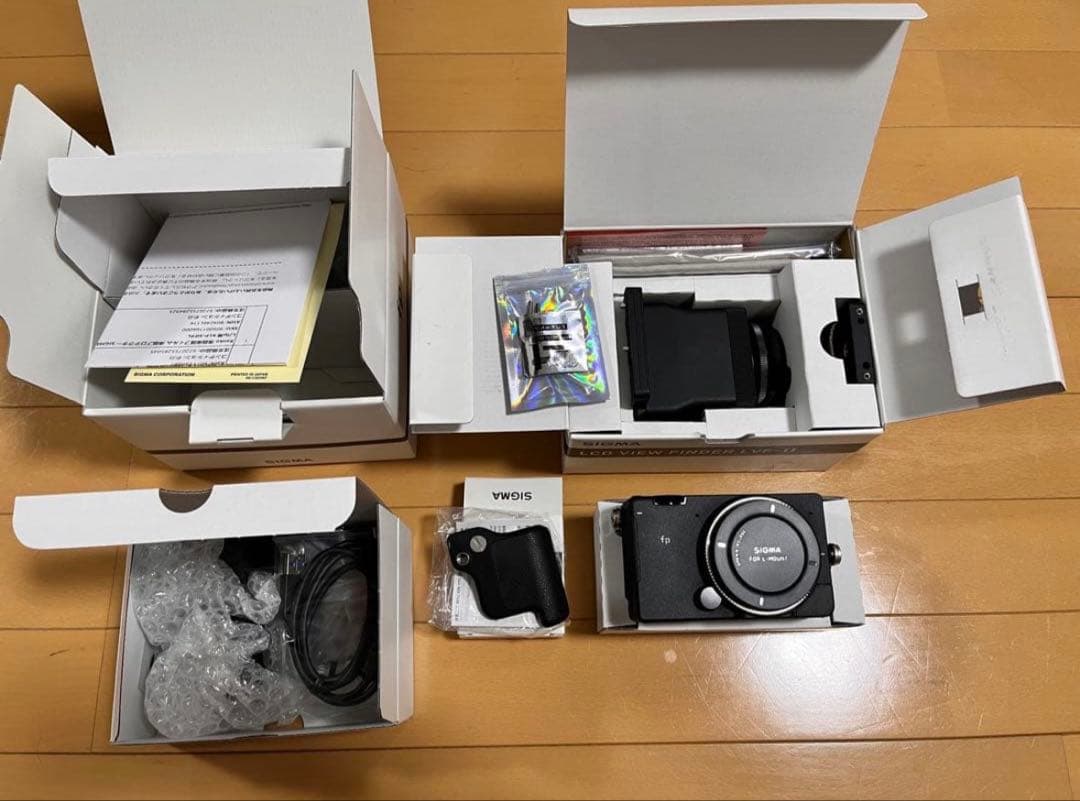 SIGMA fp + 8mm film風 + TTartisan 50mm f2