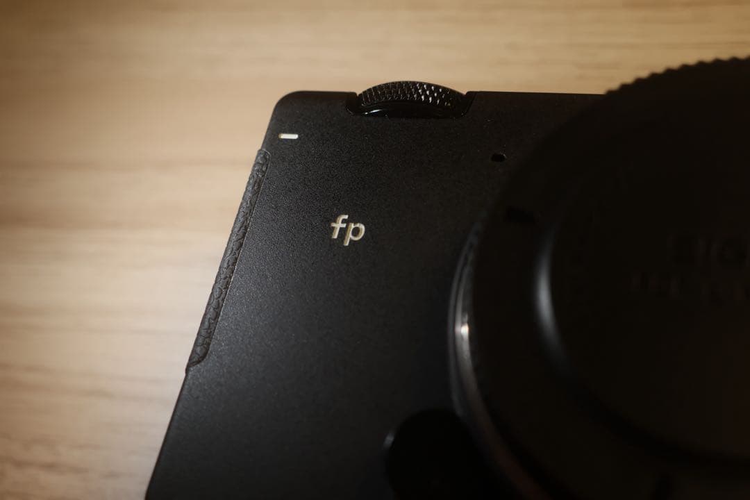 SIGMA fp + 8mm film風 + TTartisan 50mm f2