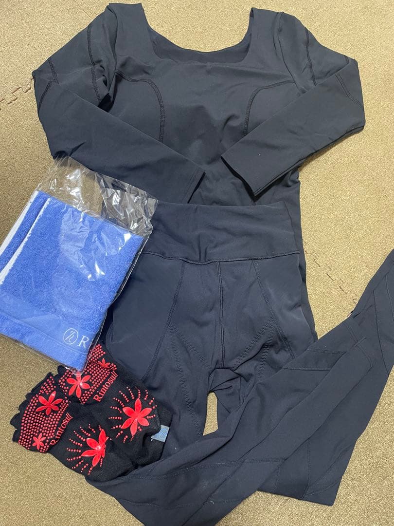 べ*り様 [Rintosull]パーフェクトフォーム上下セット & 付属品