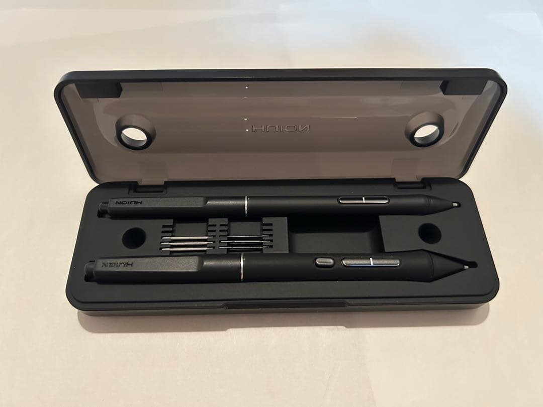 液タブ・ペンタブ HUION Kamvas Pro 19 4K