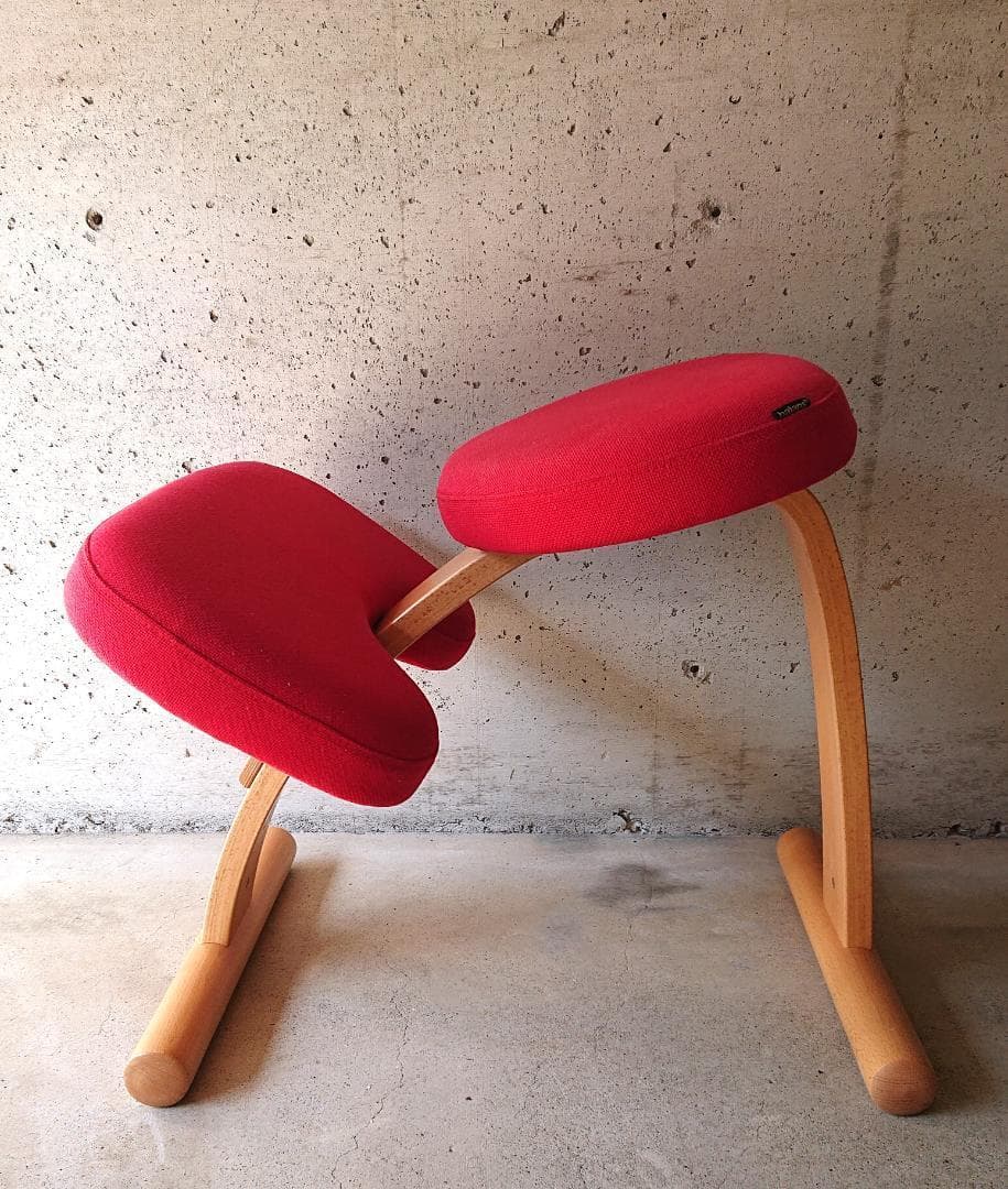 【良品】バランスチェアイージー　サカモトハウス 　レッド