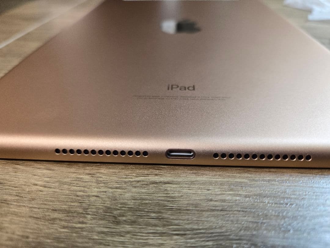 Apple iPad6 128GB　ゴールド