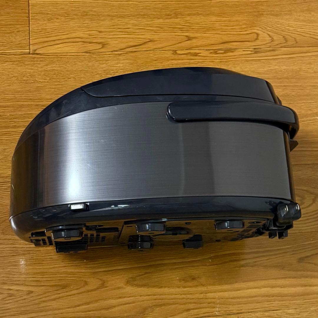 タイガー IH炊飯器 5.5合 JPW-T100 2024年製 美品