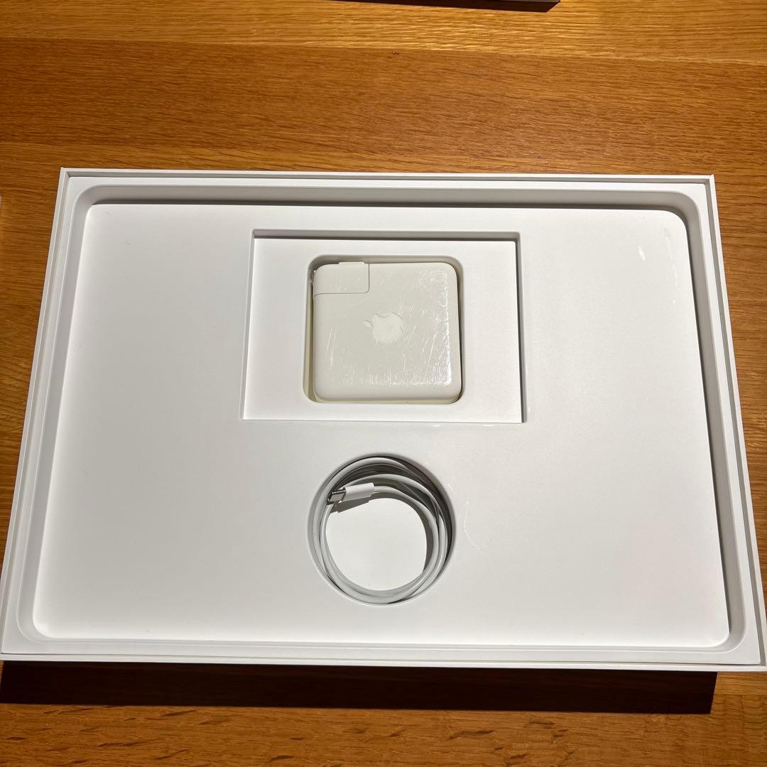 Apple MacBook Pro 13インチ 2017 16GB/512GB