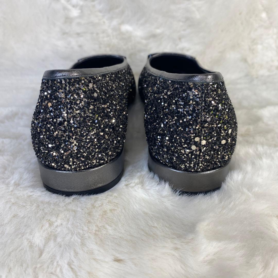 サルヴァトーレフェラガモ　フラット　グリッター ラメ　シルバー　ブラック　24