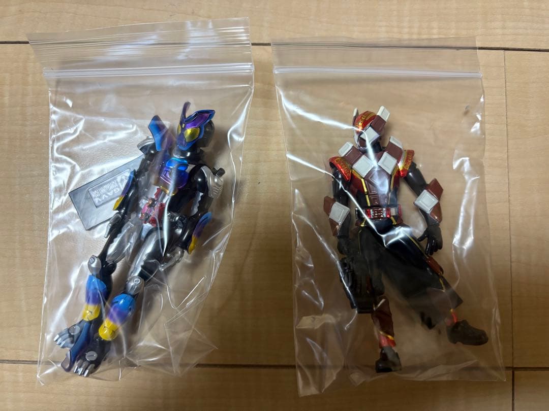 【ジャンク品扱い】装動& SO-DO CHRONICLE 約60体まとめ売り