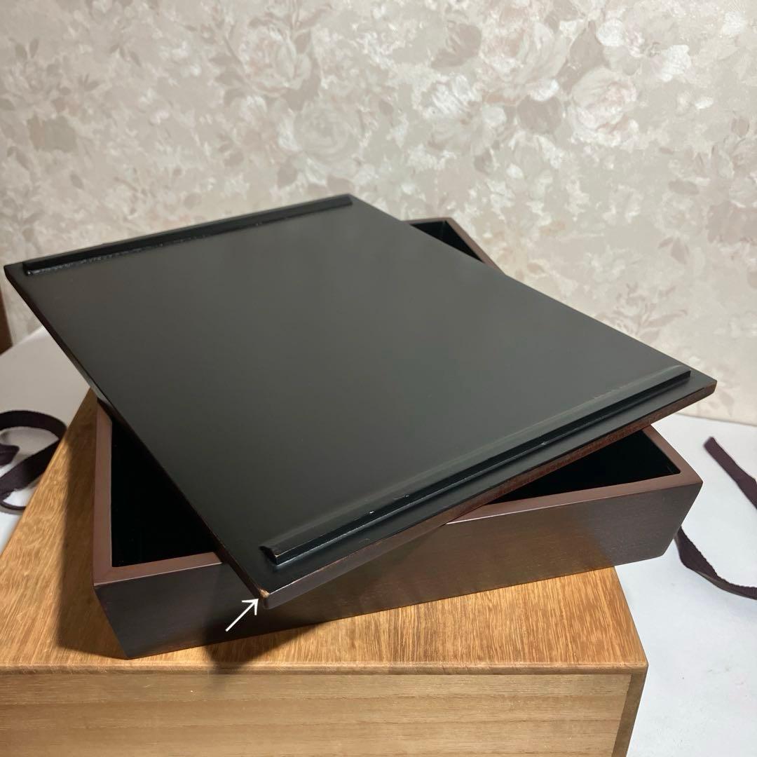 漆芸家「番浦省吾（ばんうらしょうご）」作「宝船」　彩漆筥（いろうるしばこ）