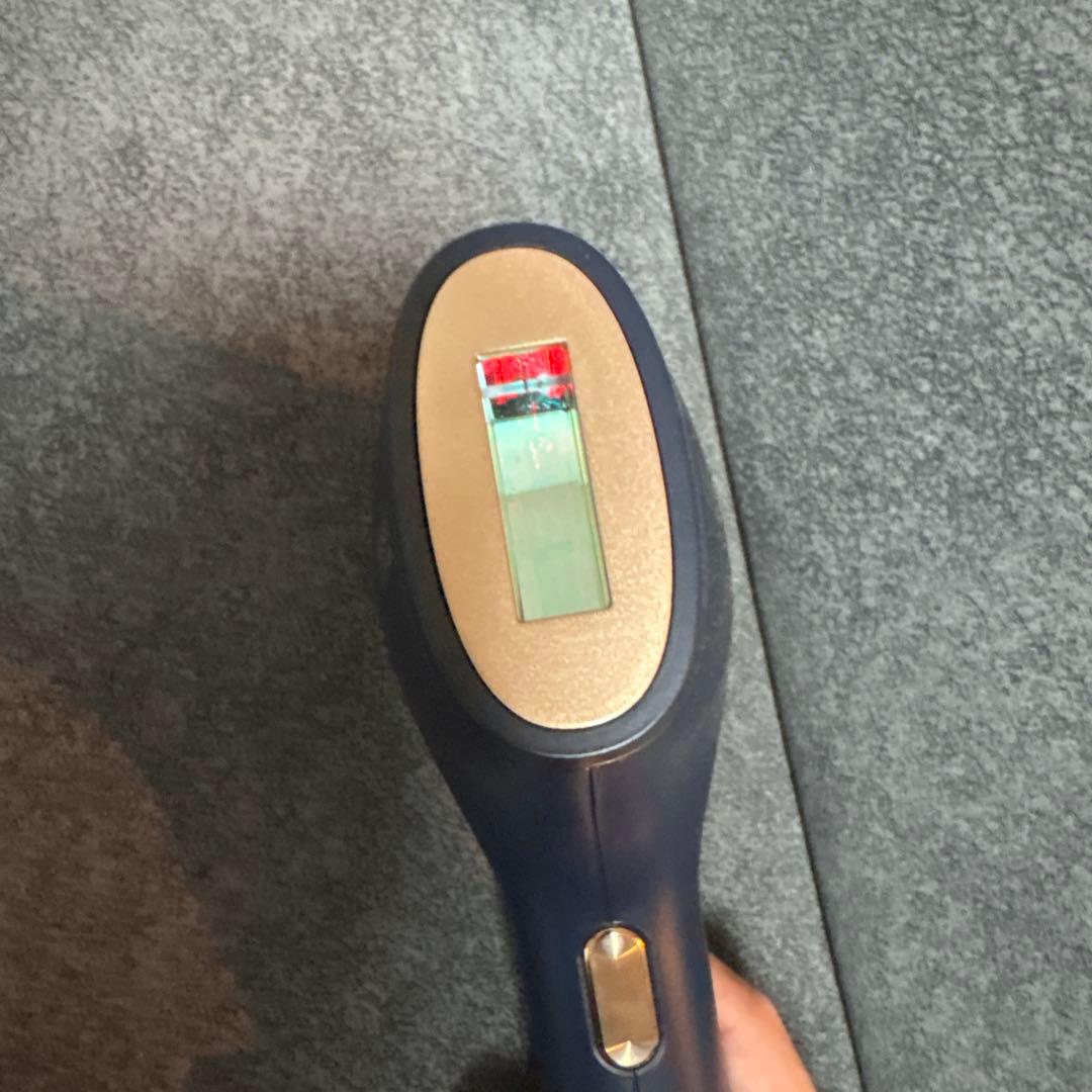 光脱毛器(エピフォト)スキンケアローション付き　ミュゼプラチナム