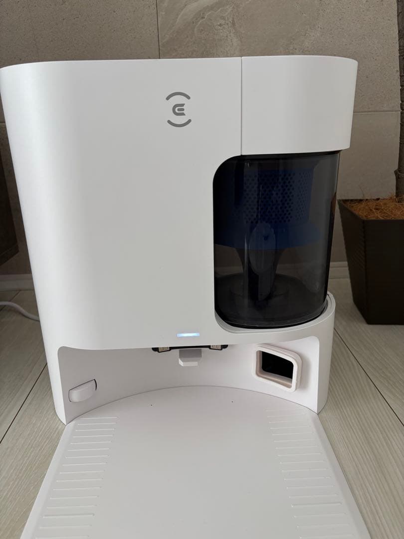 ロボット掃除機 水拭き機能付き 最新型‼️4回程使用‼️