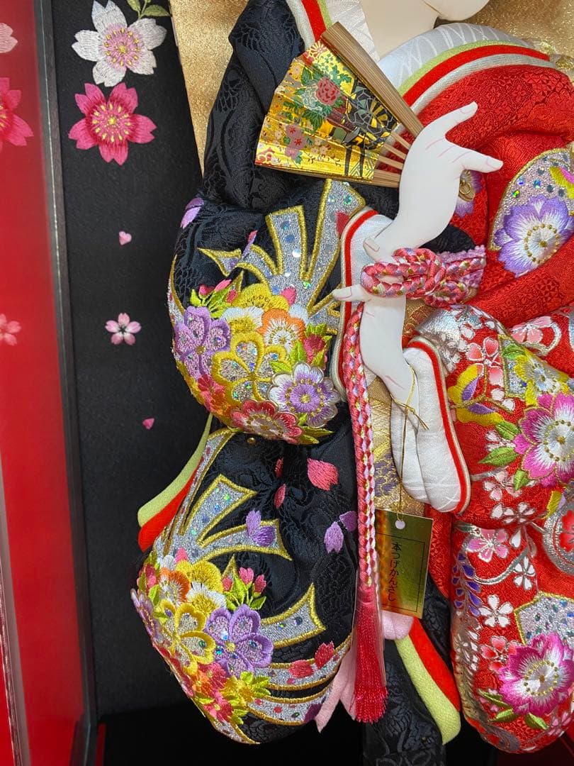 羽子板　宝童作　振袖刺繡ガラスケース２０号・間口約４０×奥行約３２×高さ約７５㎝