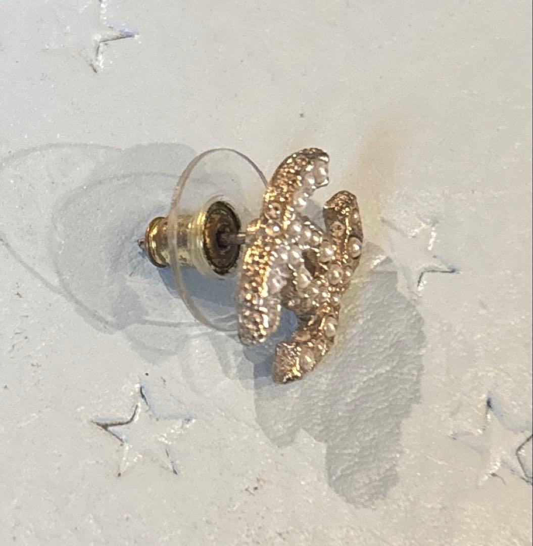 CHANEL CCロゴ パール ピアス(片耳用)