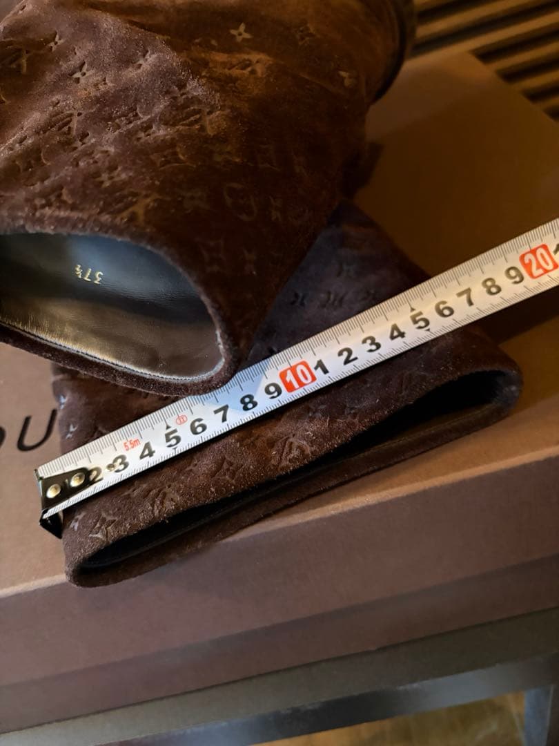 ルイヴィトン　ブーツ　スエード