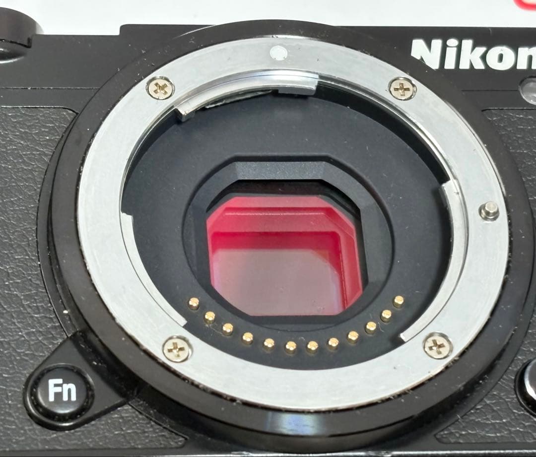 Nikon 1 J5ダブルレンズキット & NIKKOR 30-110mmレンズ