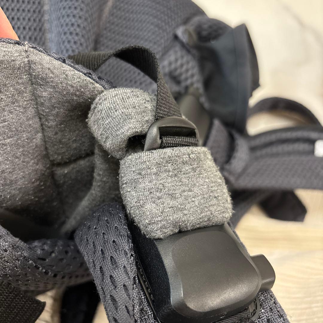 BABYBJORN 抱っこ紐 人気モデルハーモニー ダークグレー メッシュ