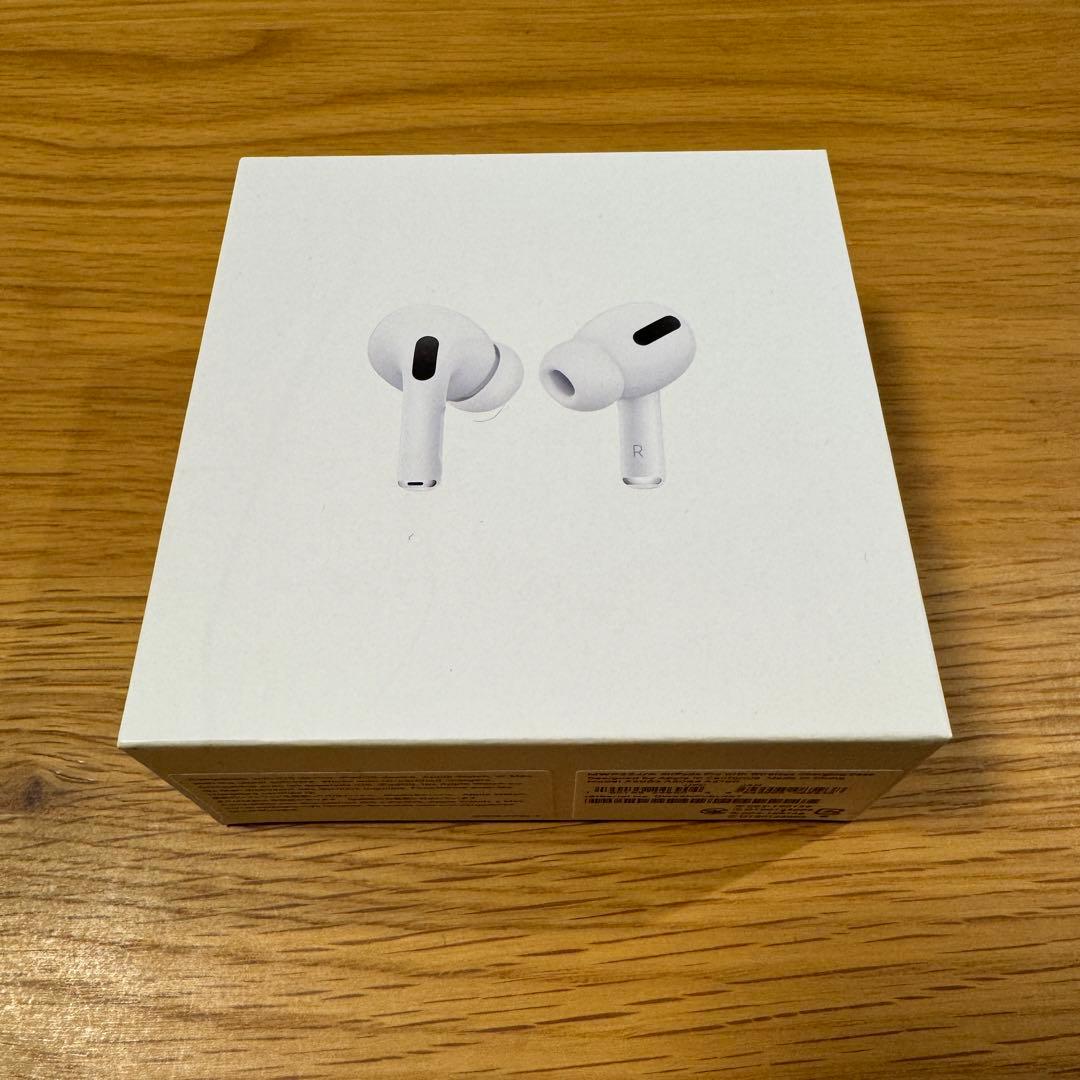【ジャンク品】AirPodsProと充電器（箱付き）