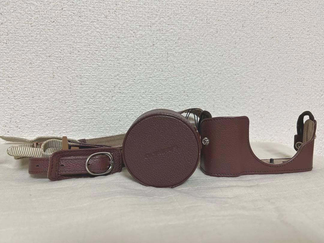 OLYMPUS PEN E-PL7 シルバー