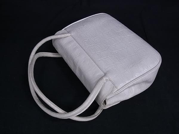 Salvatore Ferragamo フェラガモ クロコダイル型押しレザー