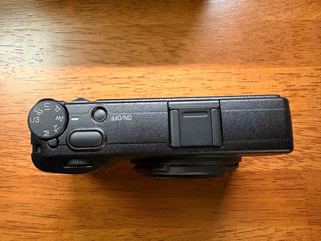 【ほぼ新品・2025年10月購入・保証付き】RICOH GRⅢ