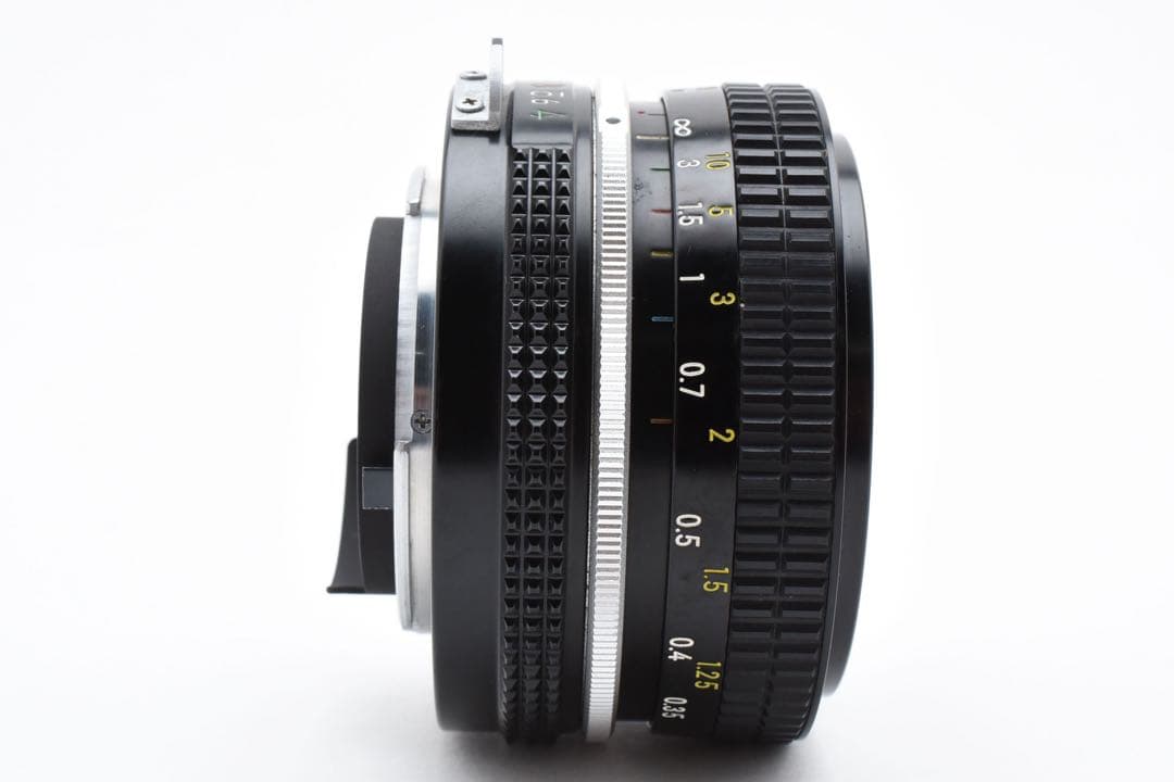 美品 Nikon New Nikkor 20mm f/4 広角レンズ