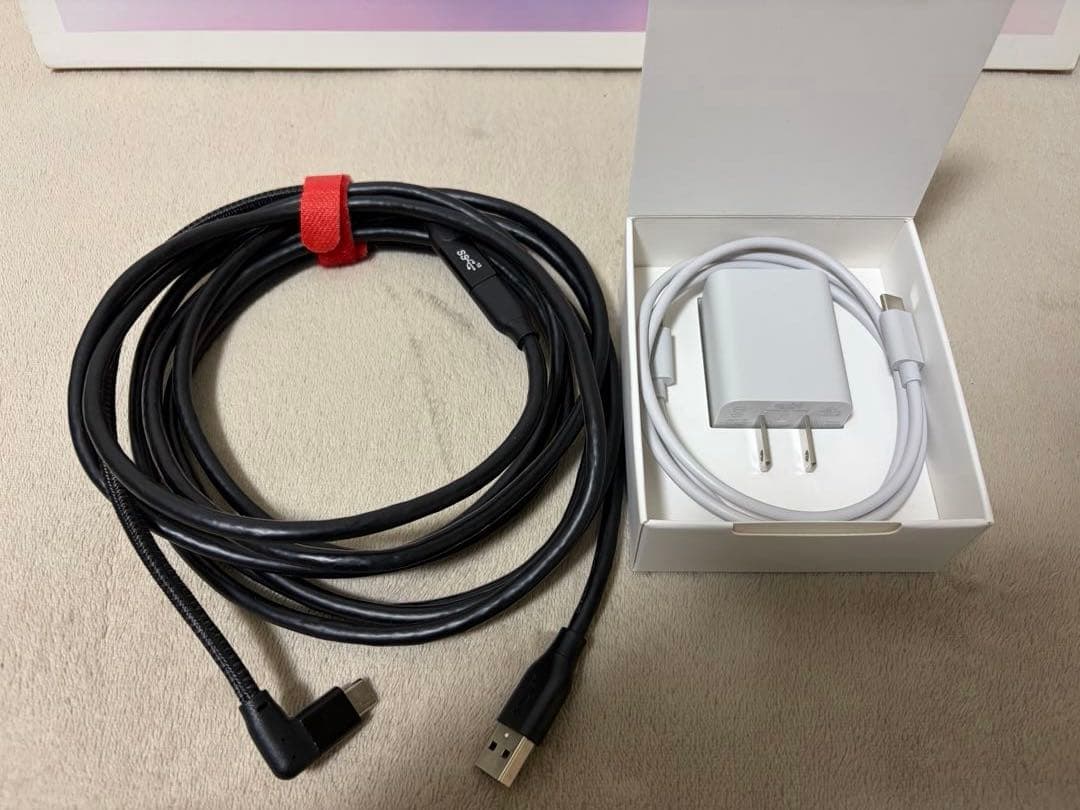  Quest 2 VRヘッドセット 本体と付属品