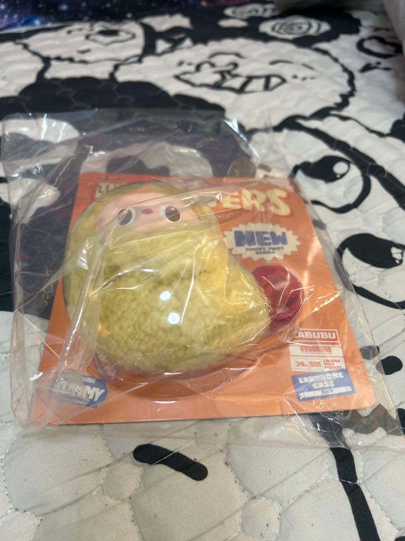 POP MART MONSTERS LABUBU Earphone Case２個