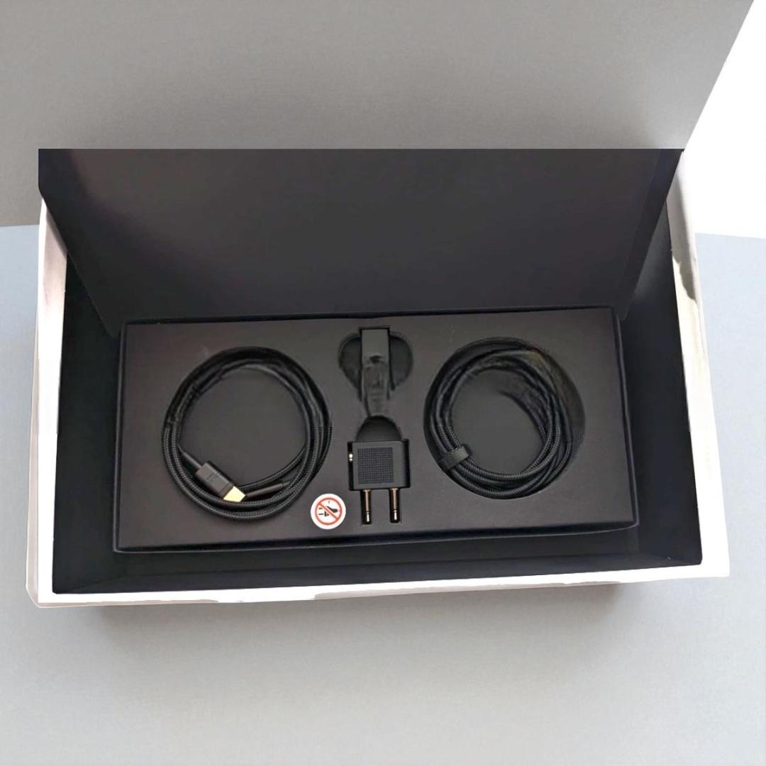 新品 未使用 レア セリーヌ ヘッドフォン 入手困難 ブラック