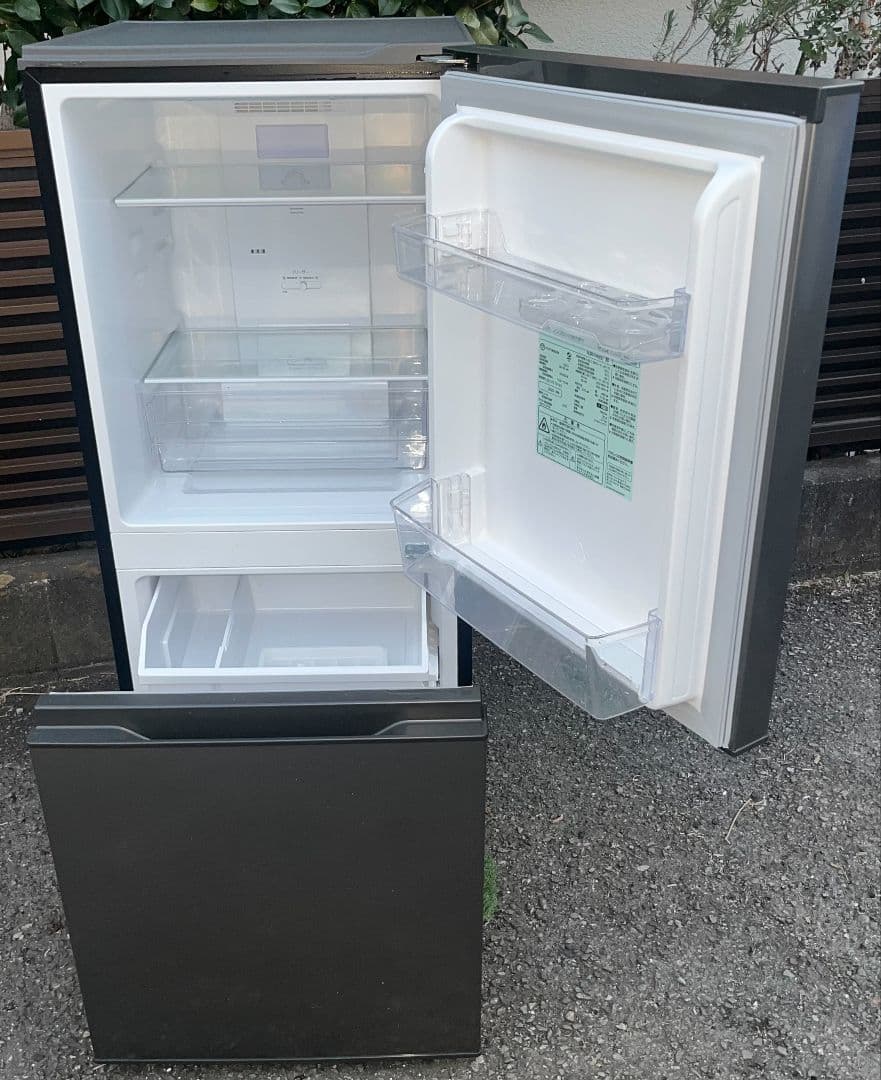 特価アクア冷凍冷蔵庫　135L低温フリーケース自動霜取り機能付き　2023年製