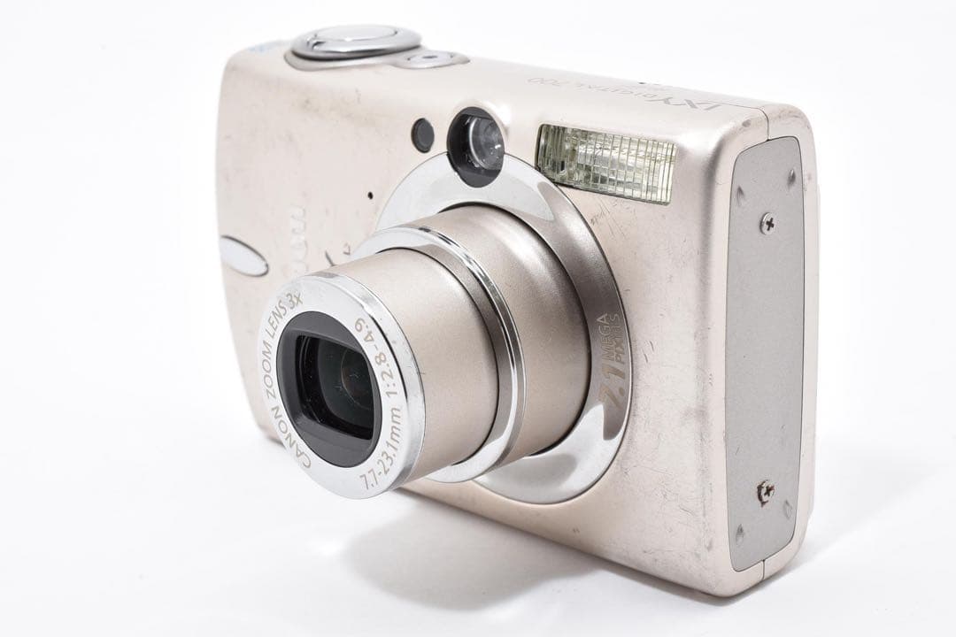 Canon IXY DIGITAL 700 7.1メガピクセル