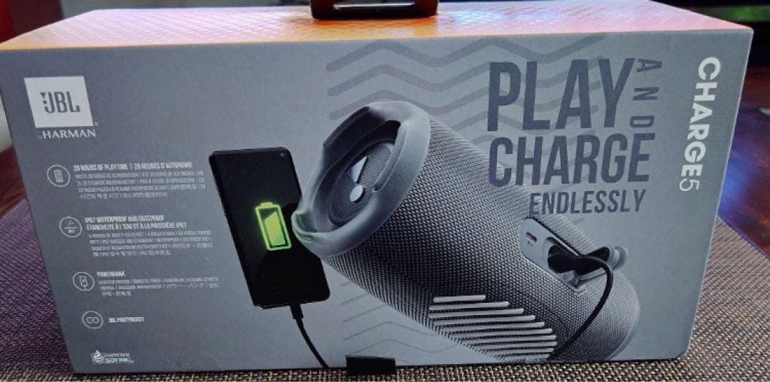 【ほぼ新品】JBL Charge 5 グレーワイヤレススピーカBluetooth