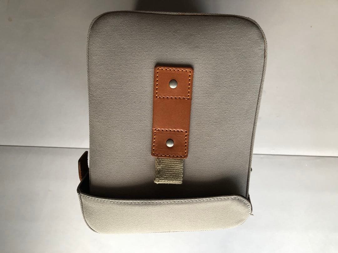 最終値下げBrooks フロントバッグ　アイルオブスカイDove