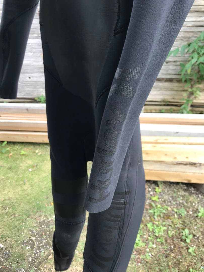 Hurleyハーレー✴︎フード付きセミドライ5-3mm✴︎FUSION✴︎L-XL程度