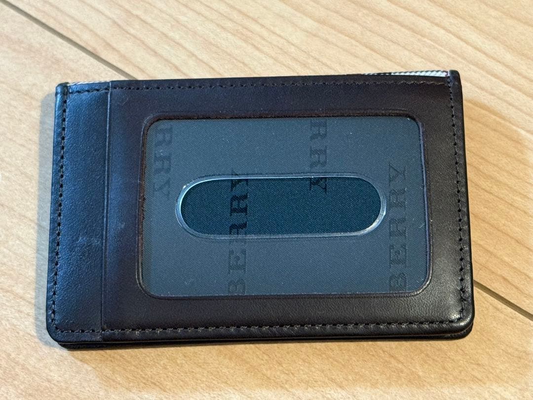 極上美品　バーバリー　カードケース　名刺入れ　ノバチェック