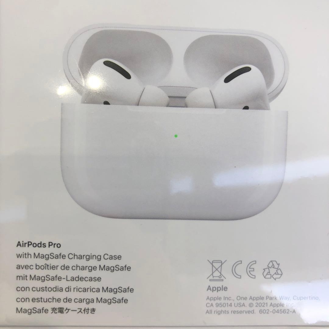 ヘッドホン APPLE MV7N2J/A