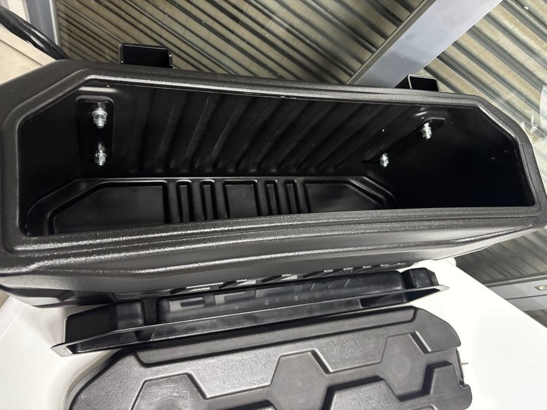 シーエルリンク製リアゲートBOX ジムニーJB64 JB74用 シエラ ノマド