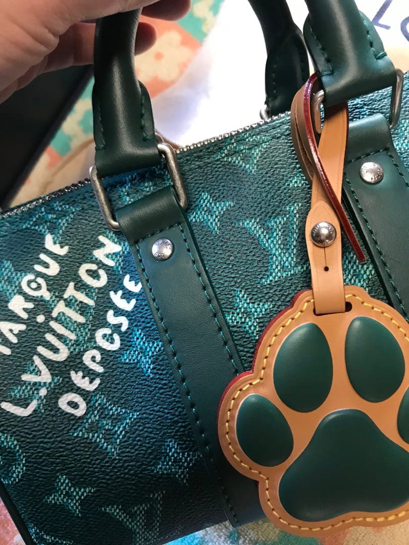 ルイヴィトン キーポル25 モノグラムキャンバス 肉球チャーム付き