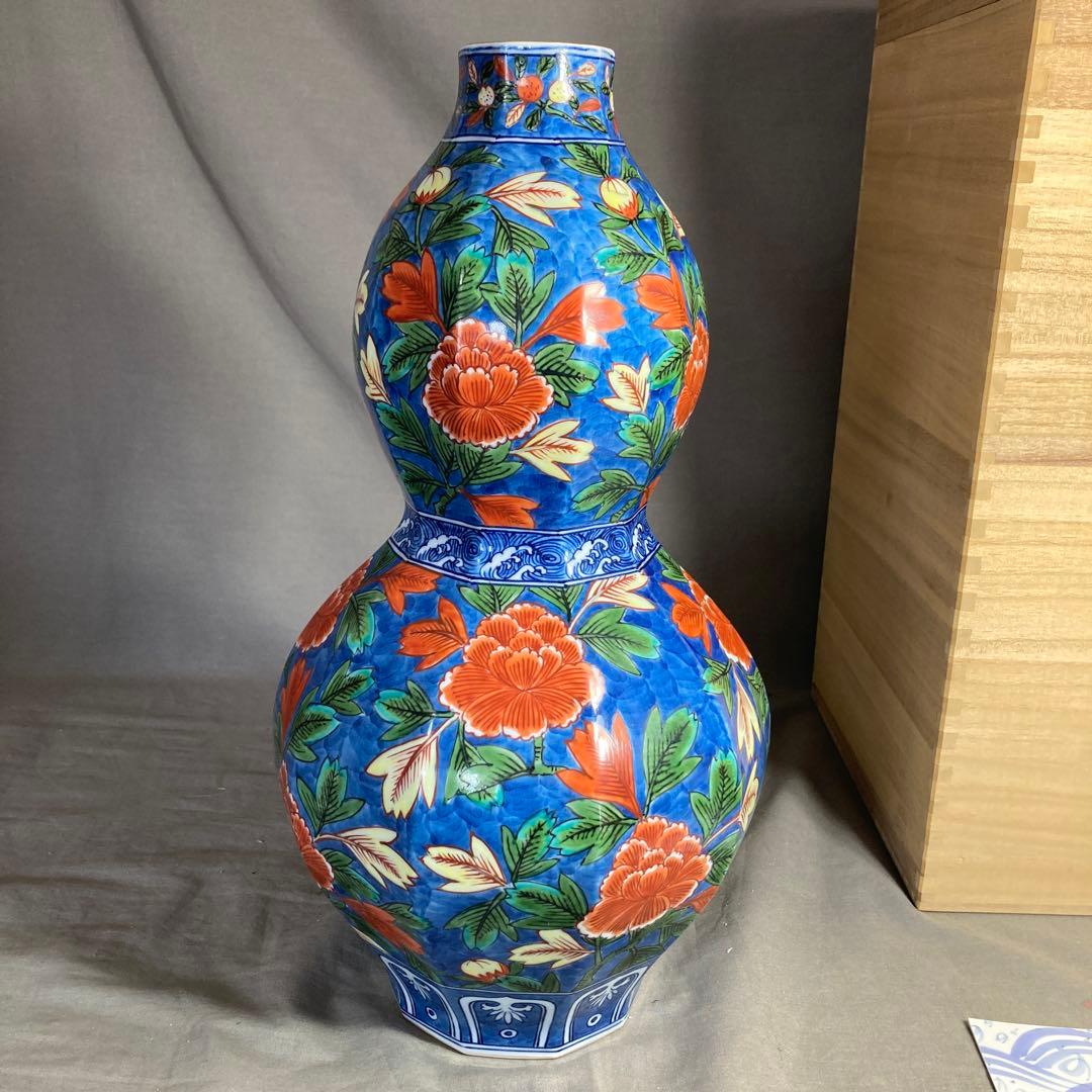 【源右衛門】古伊万里の伝統　日本の名窯　舘林源右衛門作　染錦牡丹絵　瓢形大花瓶