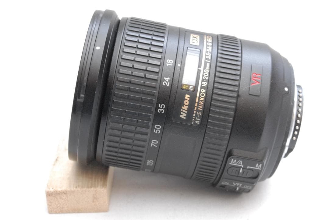 Nikon AFS NIKKOR 18-200mm DX VR (良品）