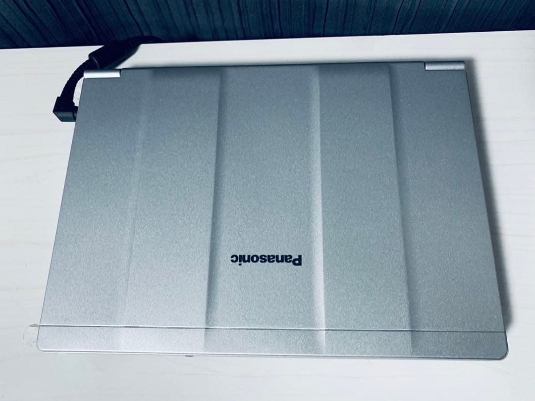 Let’s note CF‑SV1中古美品 第11世代i5/16GB/256GB