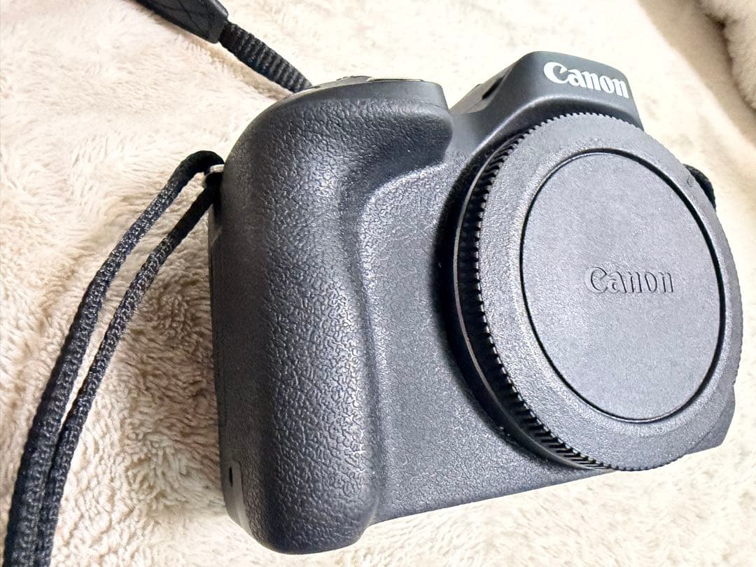 Thutrang2001 専用 Canon EOS R50 ミラーレス一眼 本体