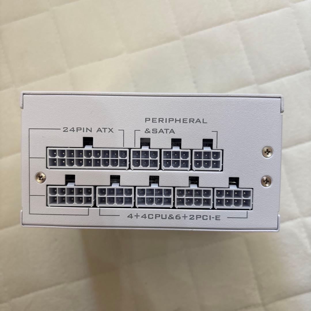 Lian Li SP750 750W 電源ユニット