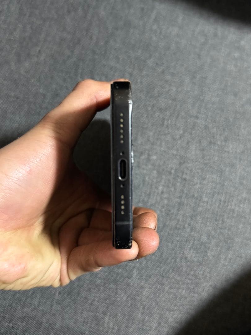 iPhone16promax ブラックチタニウム 256GB ジャンク 水没