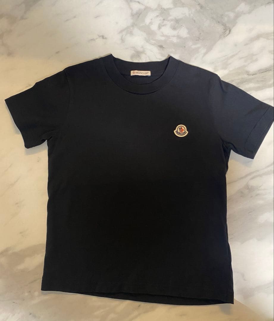 モンクレール　ワッペンロゴ　キッズ　Tシャツ　ブラック　8A 黒